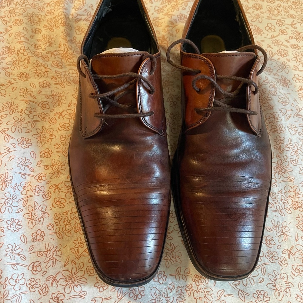 Kenneth Cole. Men's Brown Leather Dress Shoes